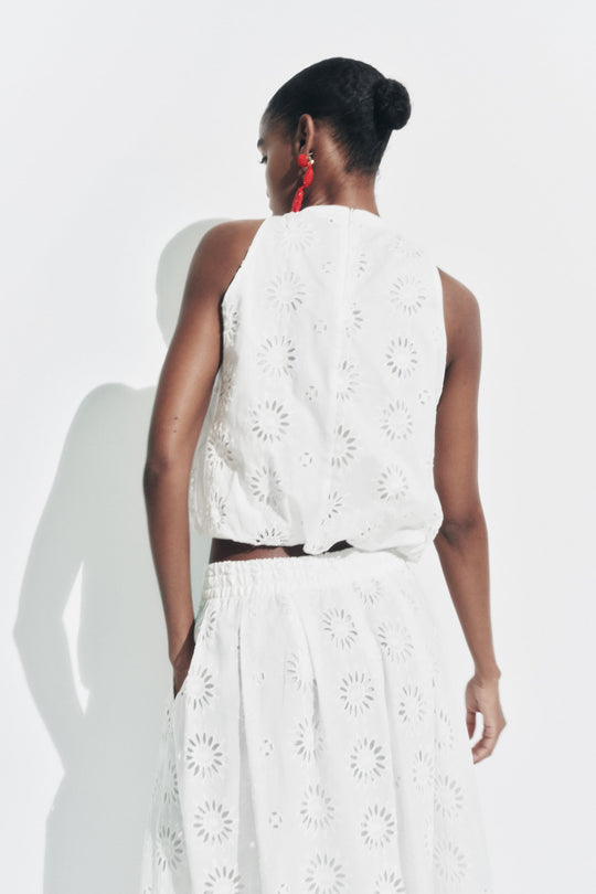 Heidi-Mode | Offenebestickte Weiße Bluse mit Rock