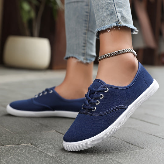 Heidi-Mode | Bequeme Niedrige Canvas Sneakers In Weiß