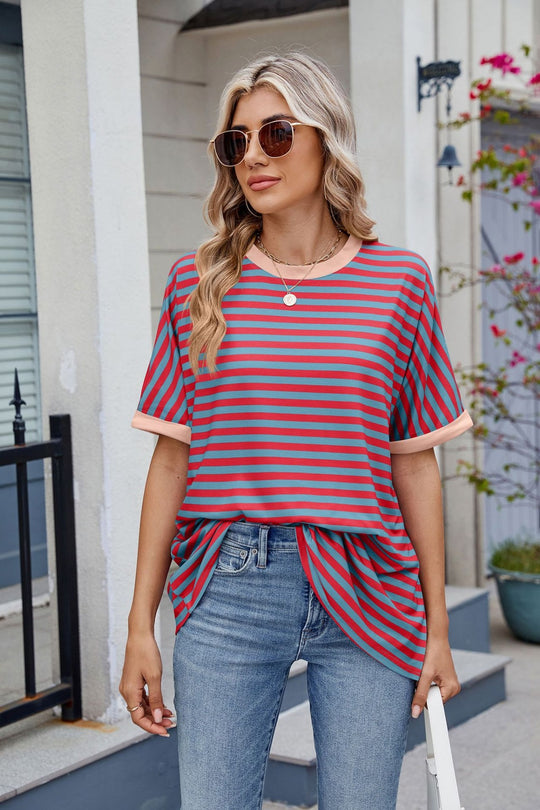 Heidi Mode | Gestreiftes kontrastierendes T-Shirt