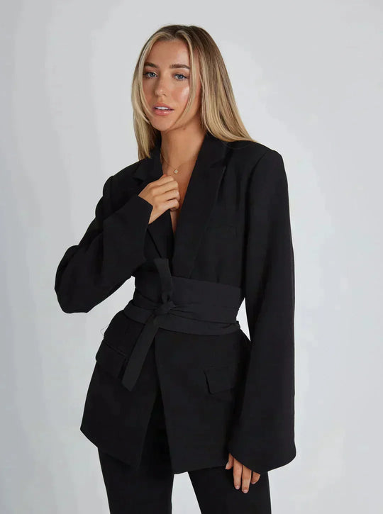 Heidi-Mode | Stilvolle Wickelblazer für Frauen