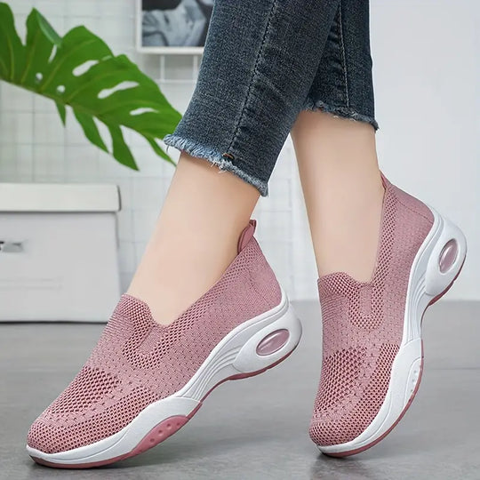 Leichter, trendiger Sneaker aus Air Cushion Mesh