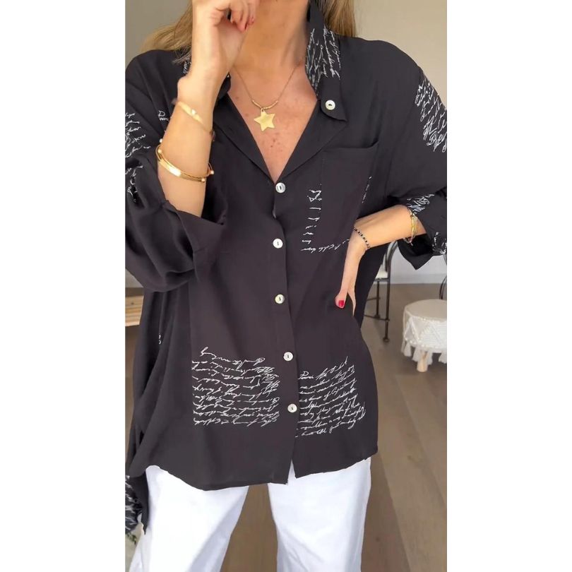 Heidi-Mode | Stilvolle Bluse mit Buchstabenprint