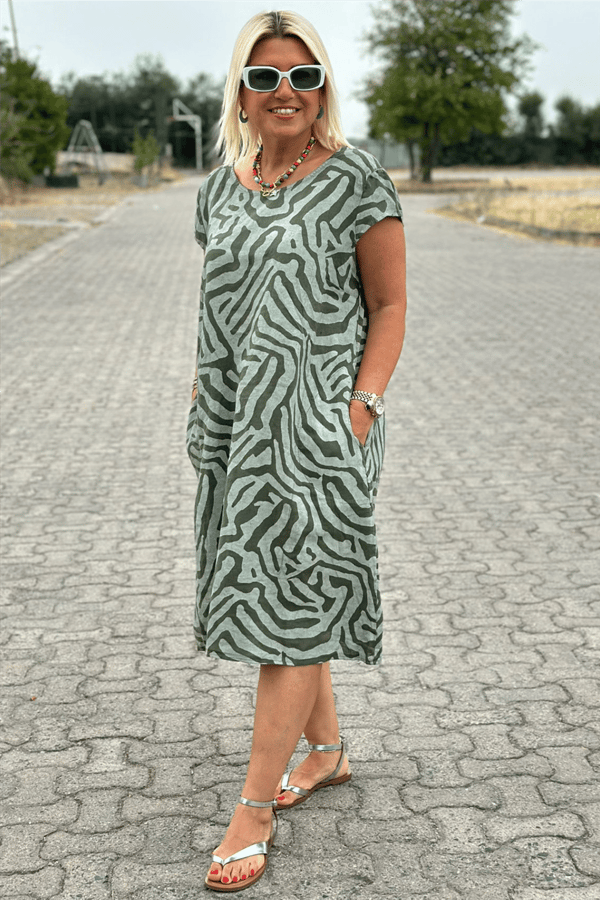 Rayon-Midikleid mit Zebramuster und Rundhalsausschnitt