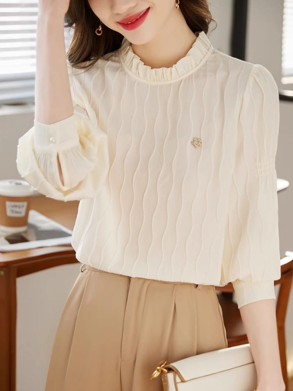 Heidi-Mode | Wavy Textured Stand Collar Top Gelb