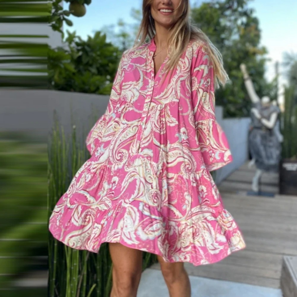 lichte strandjurk met bloemenprint