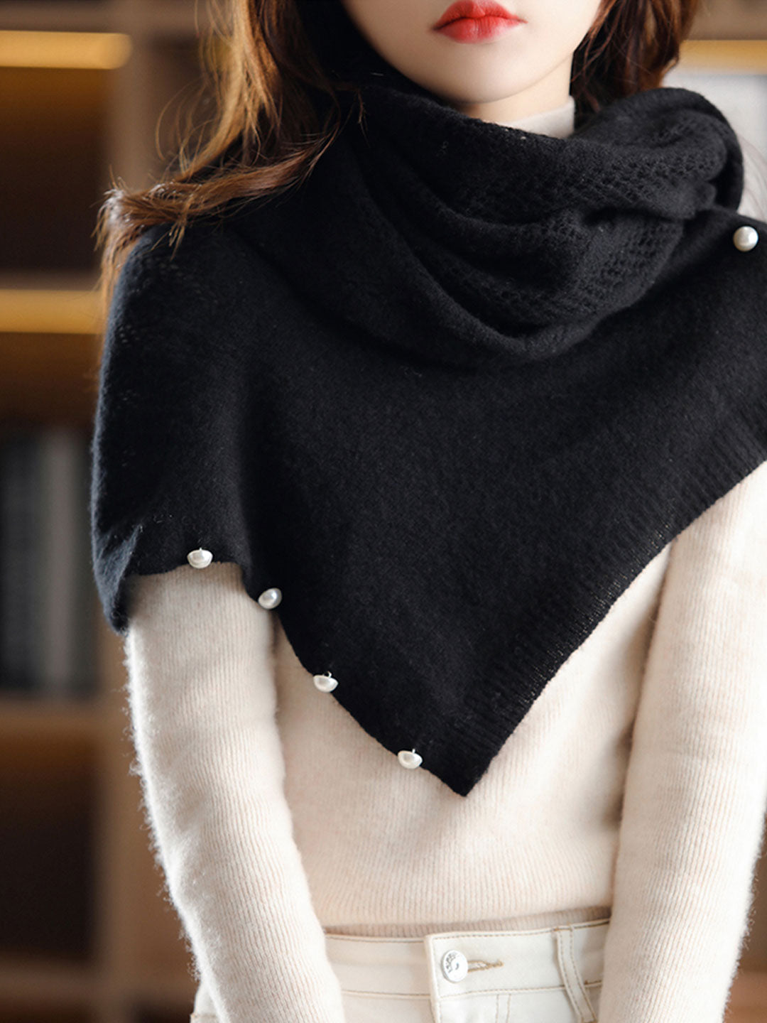 Heidi-Mode | Ausgehöhlter Strickcape Pullover Schal Detail