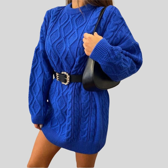 Heidi-Mode | Strickkleid mit Zopf Muster und Lockeren Schnitt