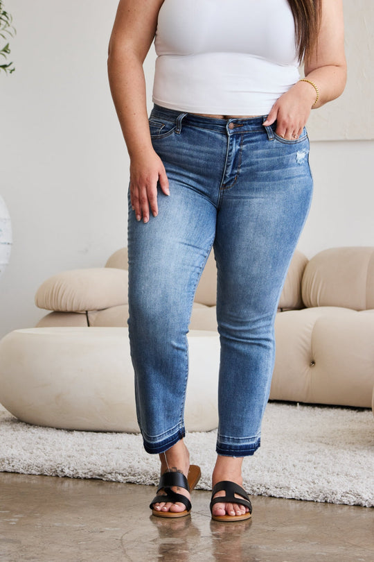 Heidi-Mode | Judy Blue Vollgröße Release Saum Cropped Bootcut Jeans