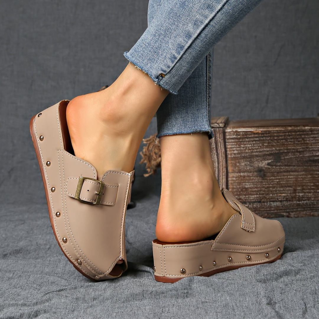 Heidi-Mode | Bequeme Sommerschuhe Auf Plateau mit Riemenverschluss und Offener Zehe