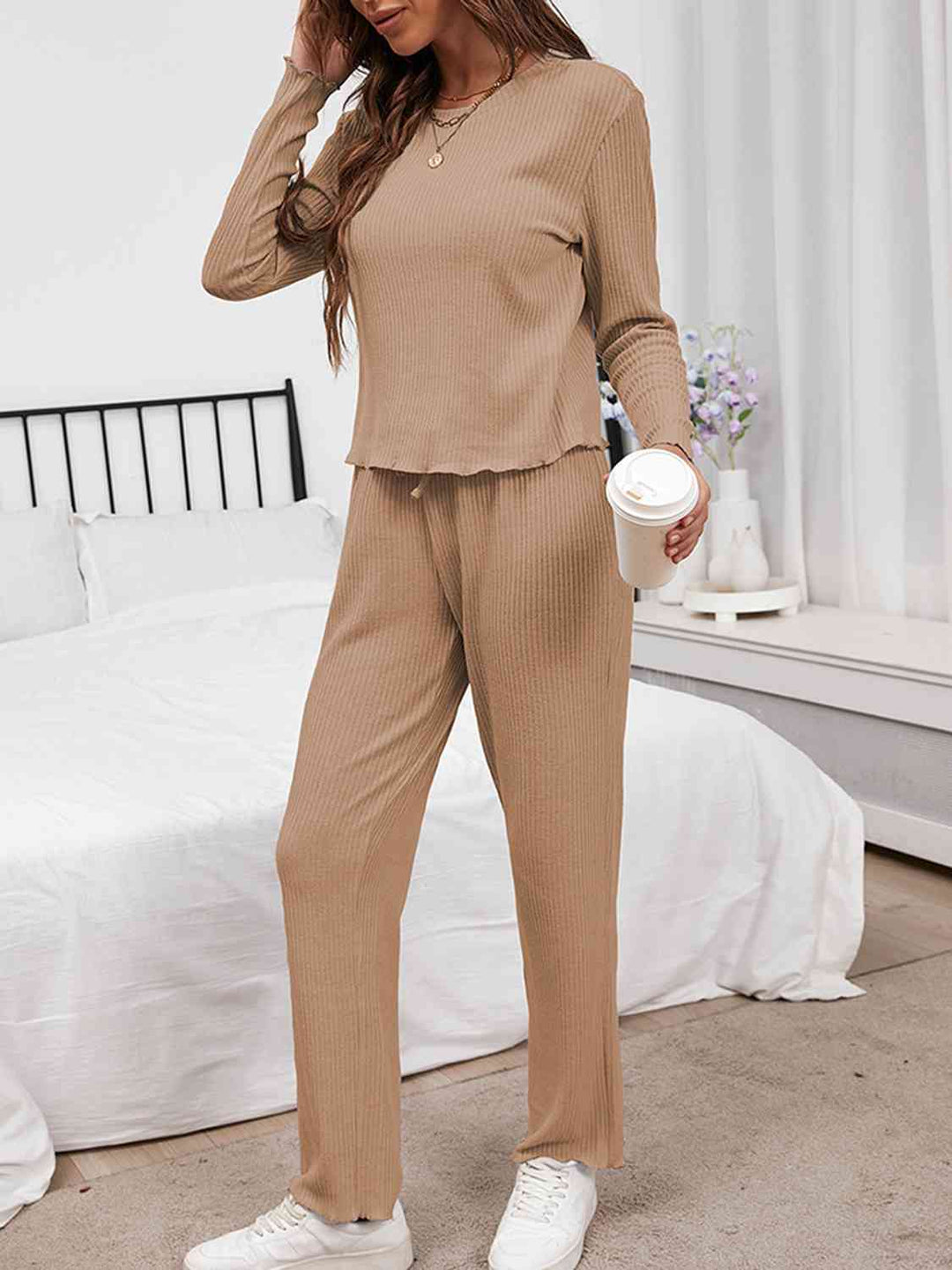 Heidi-Mode | Rundhalsausschnitt Langarmshirt und Kordelzughose Lounge Set