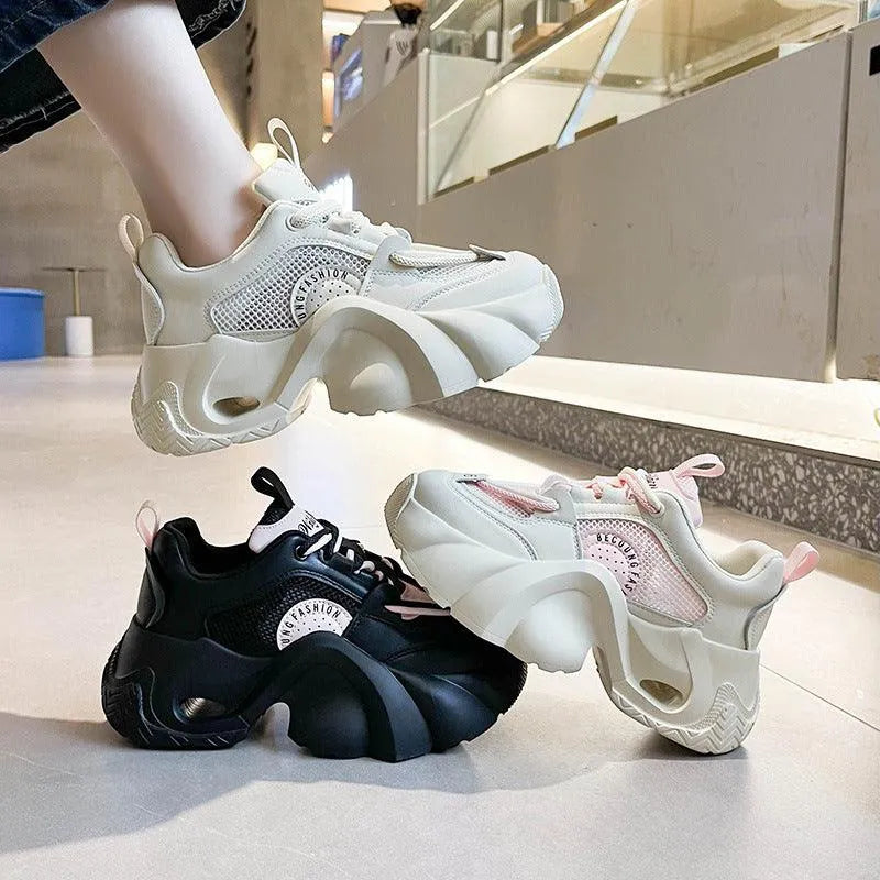 Heidi-Mode | Sneaker mit dicker Sohle