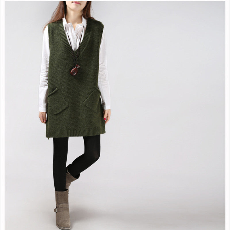 Damen Strickweste mit V-Ausschnitt und aufgesetzten Taschen Heidi-Mode