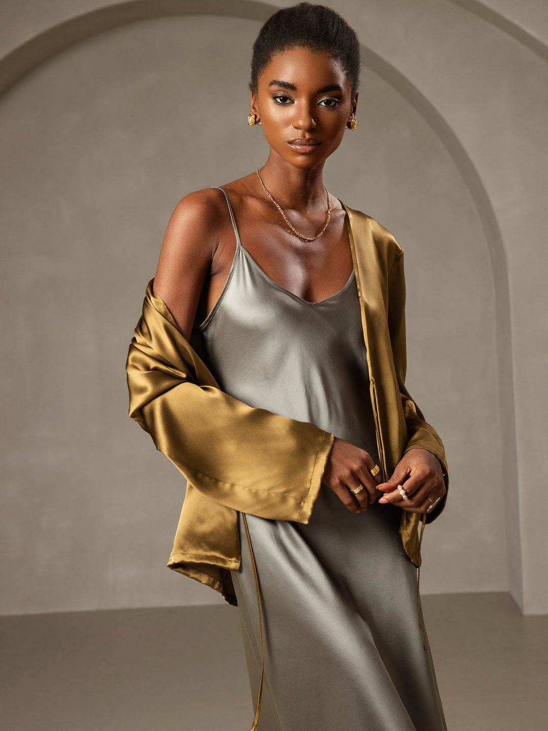 Heidi-Mode | Lange Seidenkleid mit Spaghetti-Träger
