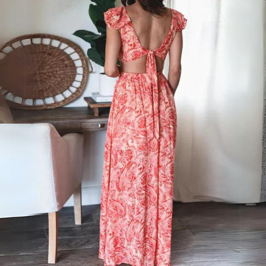 Geblümtes Maxikleid mit Rüschenärmeln und ausgeschnittener Taille