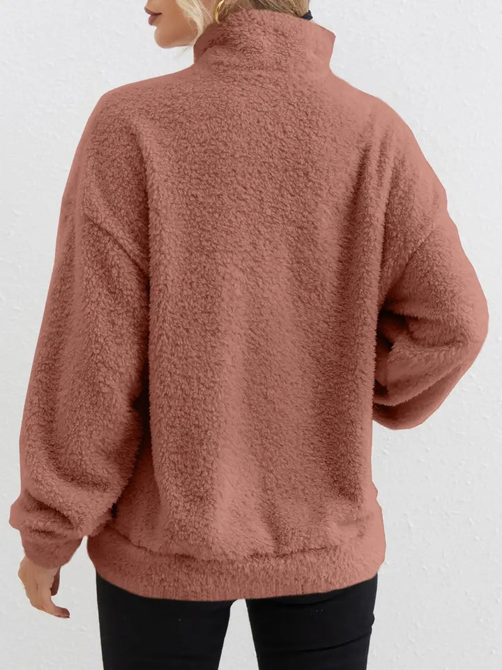 Lässiges, bequemes Plüschpullover-Sweatshirt mit Tasche