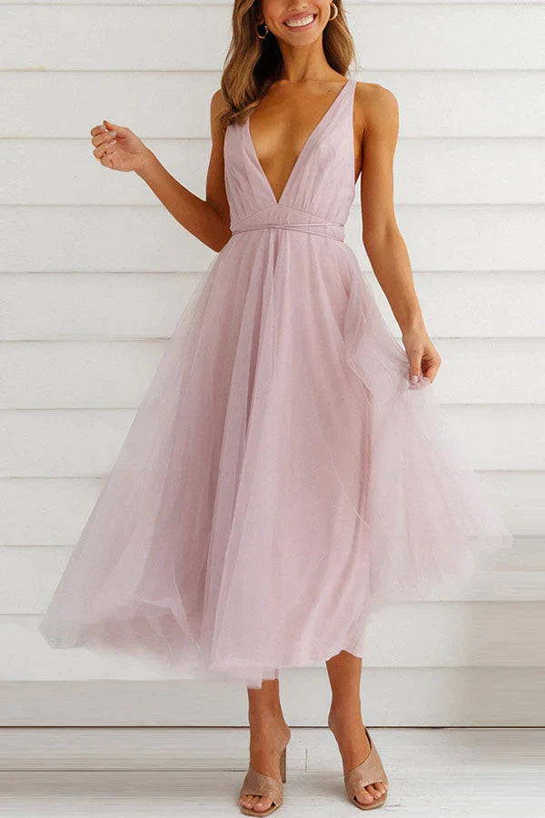 Heidi-Mode | Midi Kleid aus Tüll mit V-Ausschnitt Feeling Romantic