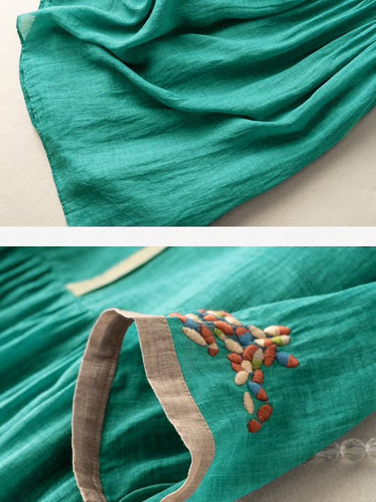 Heidi-Mode | Besticktes Kleid aus Baumwolle