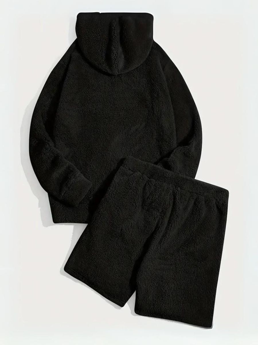 Heidi-Mode | Fluffy Hoodie und Shorts