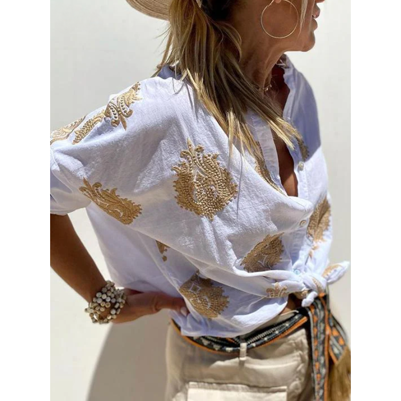 Heidi-Mode | Bluse mit goldenen Details - Elegant & bequem
