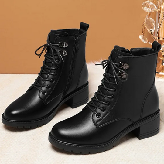 Heidi-Mode | Damenstiefel mit Schnalle und Nieten Design Stabiler Absatz