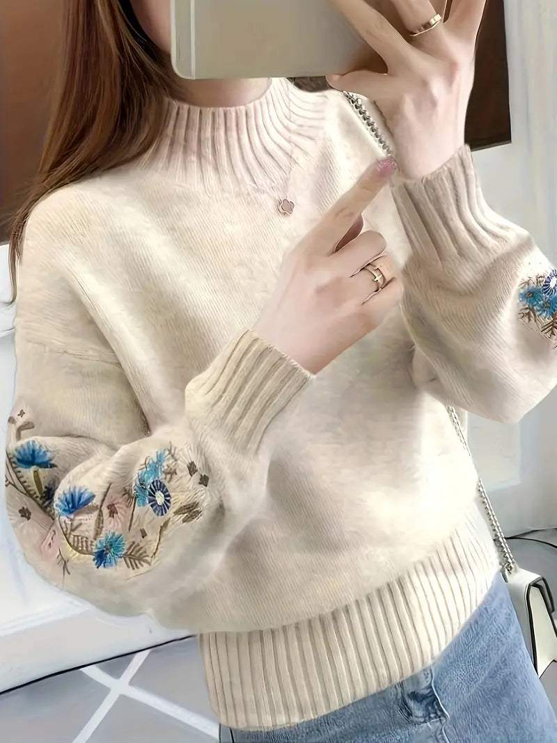 Heidi-Mode | Strickpullover aus Viskose mit Blumenstickerei