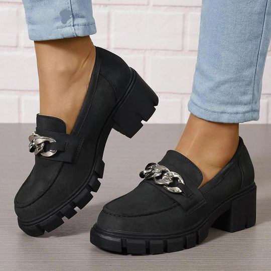 Heidi-Mode | Damen-Mokassins mit hohem Absatz und Kette