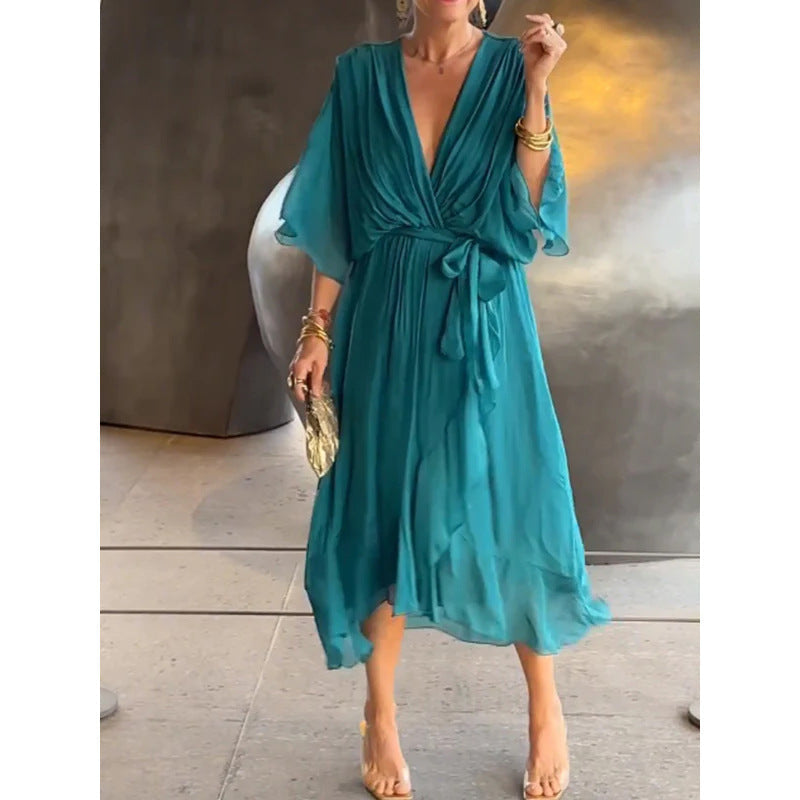 Heidi-Mode | V-Ausschnitt Sommerkleid mit Fledermausärmeln Im Unifarben Design