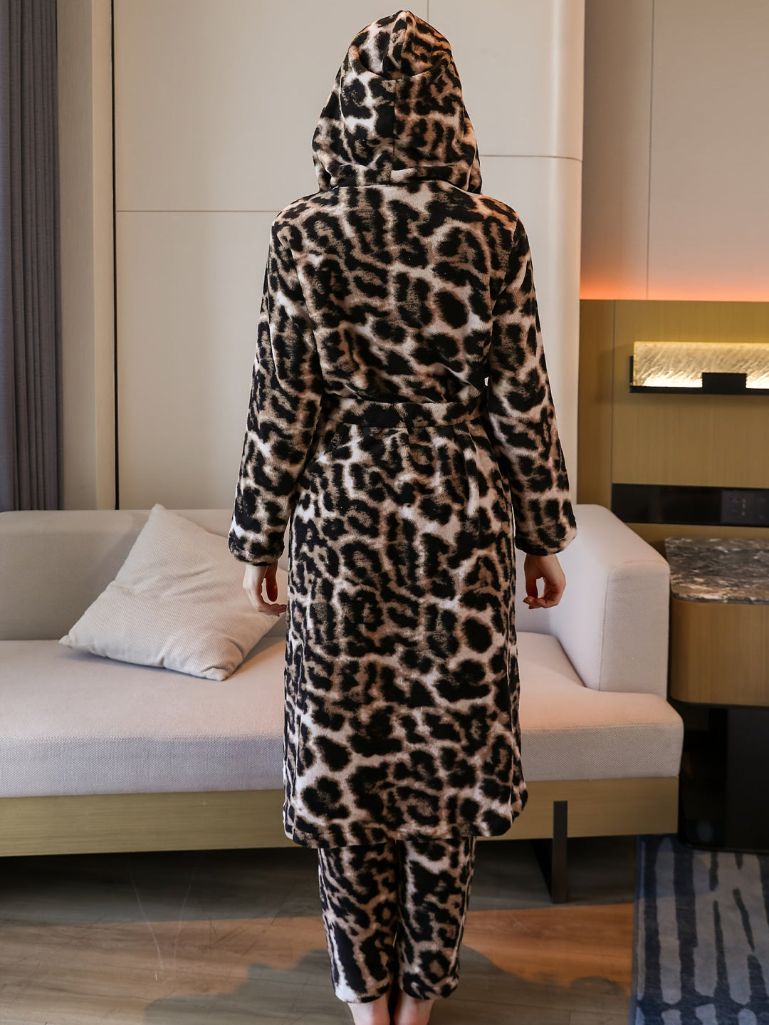 Heidi-Mode | Leopardenmuster Flanell-Bademantel mit Kapuze