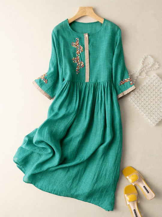 Heidi-Mode | Besticktes Kleid aus Baumwolle