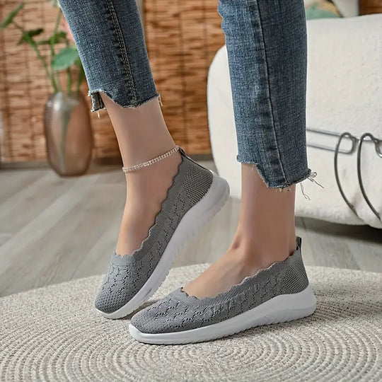 Leichte, atmungsaktive, gestrickte Slip-On-Sneaker