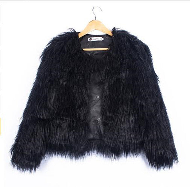 Damen Flauschige Kunstfelljacke mit voluminösem Schnitt und elegantem Kragen Heidi-Mode