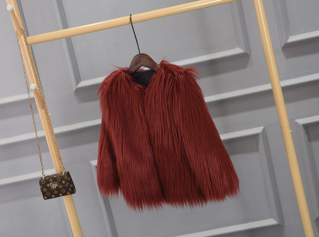 Damen Luxuriöser Kunstpelzjacke mit voluminösem Kragen Heidi-Mode