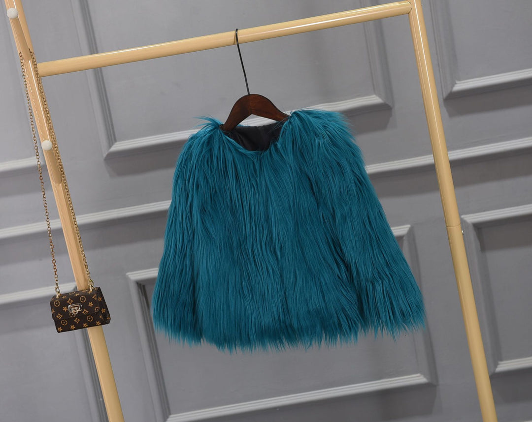 Damen Luxuriöser Kunstpelzjacke mit voluminösem Kragen Heidi-Mode