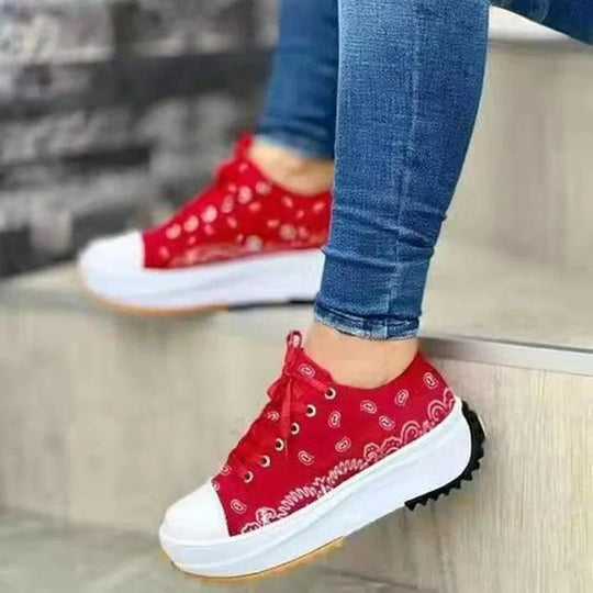 Heidi-Mode | Damen Sneakers aus bedrucktem Stoff mit Plateau