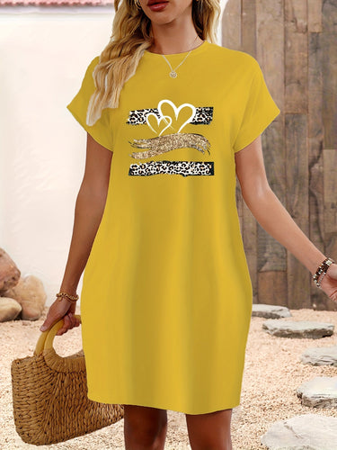 Heidi-Mode | Kleid mit Herzen und Pantherdruck mit Taschen