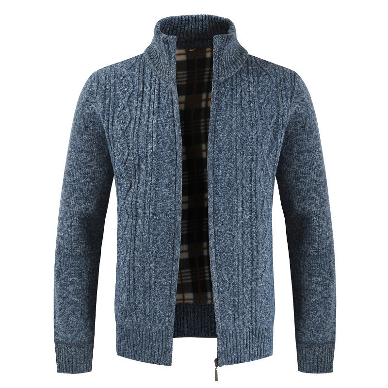 Herren Strickjacke mit Stehkragen und modernem Zopfmuster Heidi-Mode
