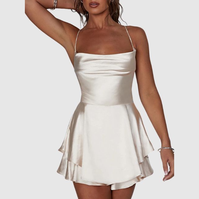 Elegantes Rotes Satin-Skaterkleid