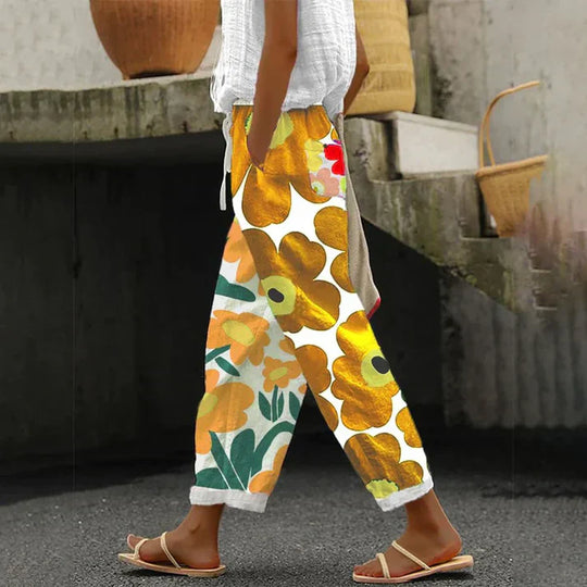 Heidi-Mode | Grüne Hose mit Frischem Blumendruck