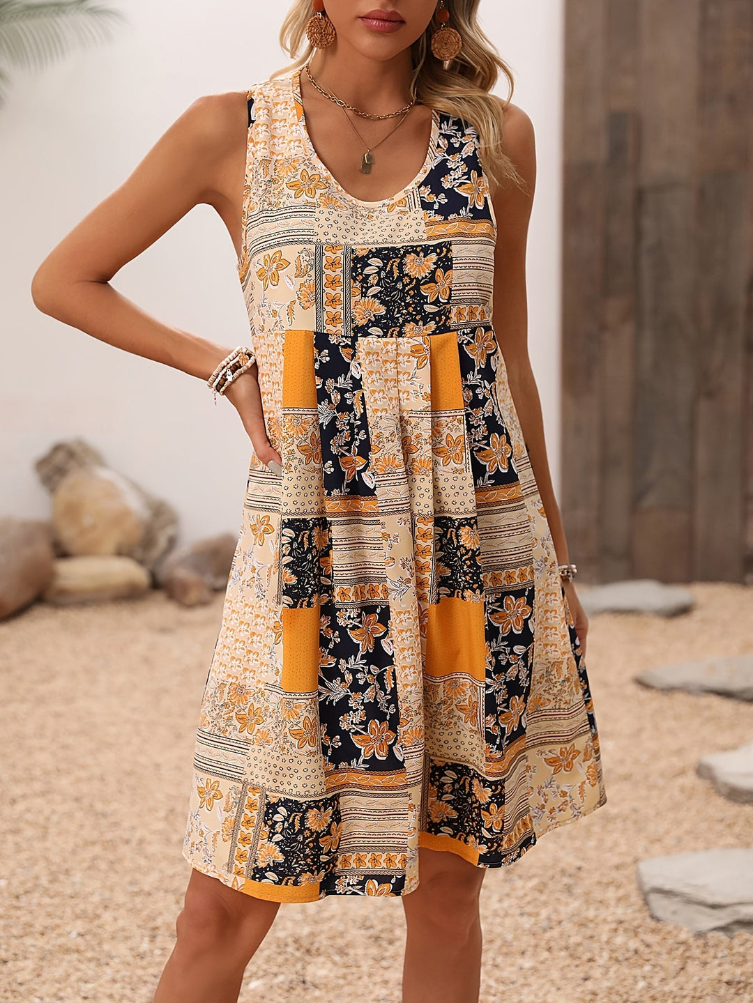 Boho-Stil Midi-Kleid mit Rundhalsausschnitt ohne Ärmel