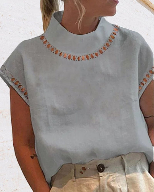 Heidi-Mode | Einfarbige Spitzenbluse mit Stehkragen