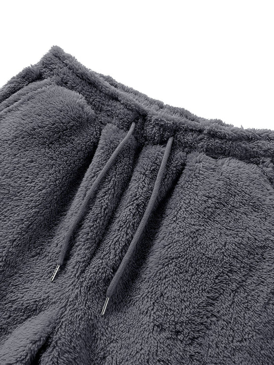 Heidi-Mode | Pullover und Jogginghose
