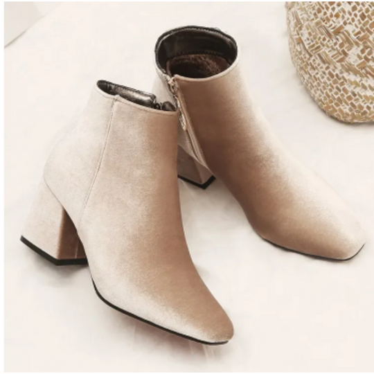 Heidi-Mode | Elegante Stiefeletten mit Quadratzehen und Hohem Absatz Damen Stiefeletten