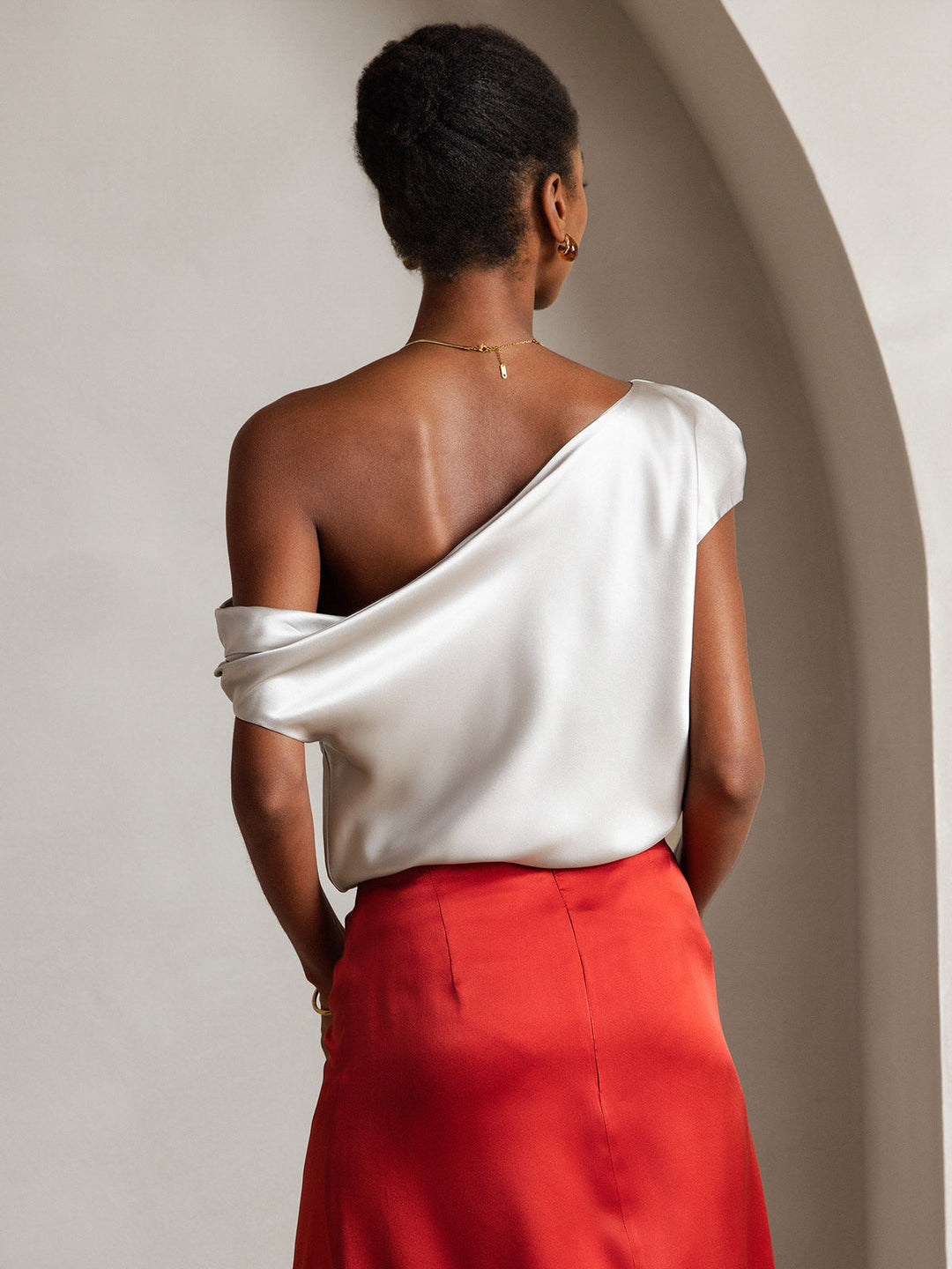 Heidi-Mode | Seiden Chic Ein Schulter Bluse