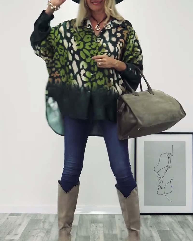 Heidi-Mode | Grüne Bluse mit Leopardenmuster