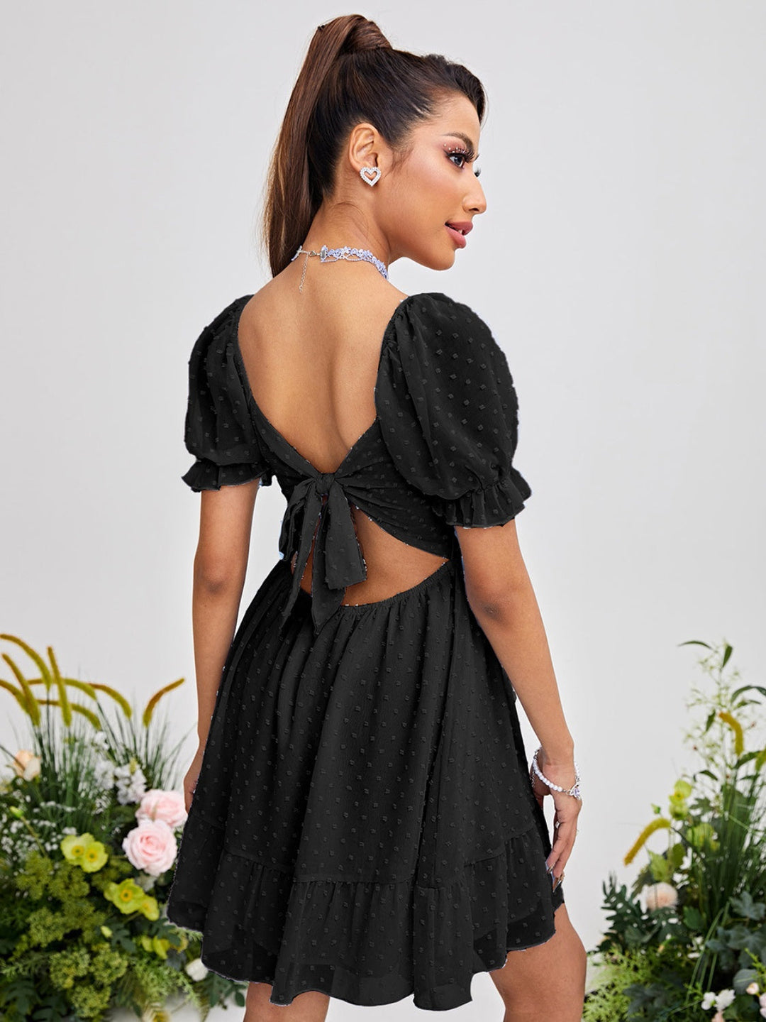 Heidi-Mode | Swiss Dot Quadratischer Hals Mini Kleid