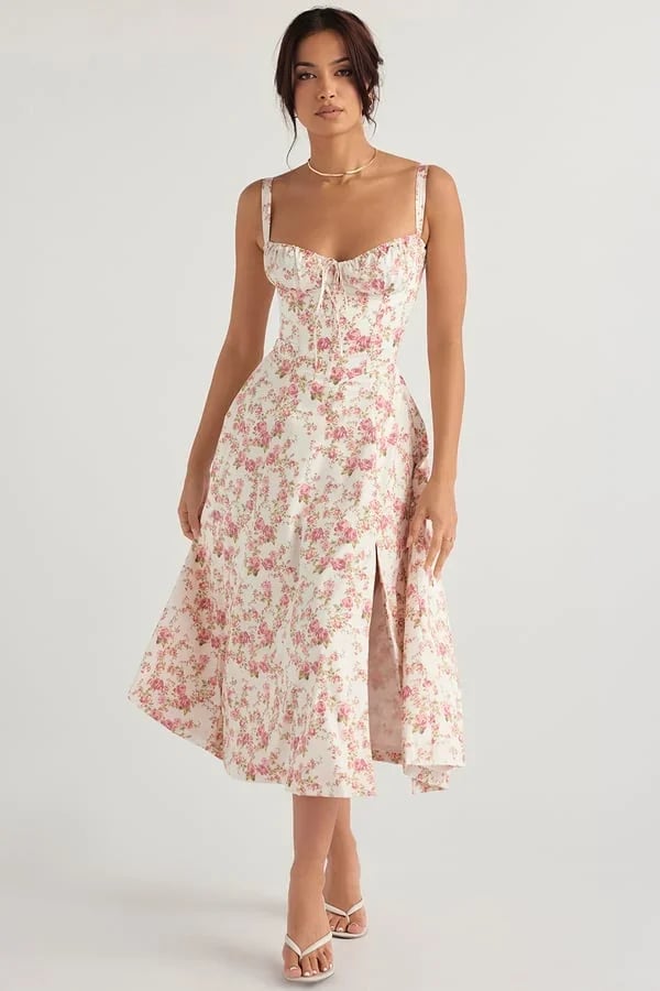 Modisches trägerloses Kleid für Damen – elegant und schmeichelhaft