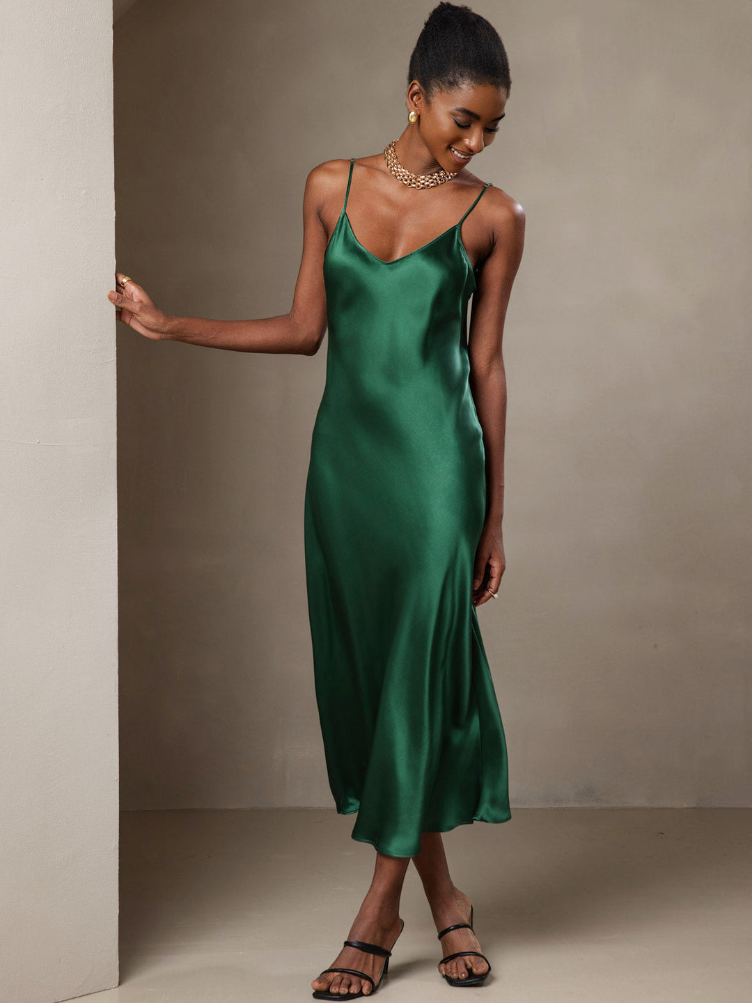 Heidi-Mode | Lange Seidenkleid mit Spaghetti-Träger