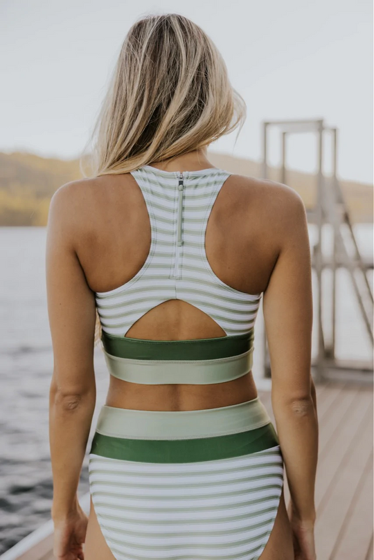 Heidi-Mode | Schwarzes Colorblock Cut Back Bikini-Set