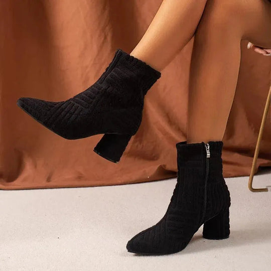 Heidi-Mode | Spike boots with zipper