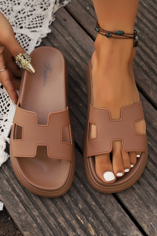 Heidi-Mode | Sandalen mit Stil und Komfort